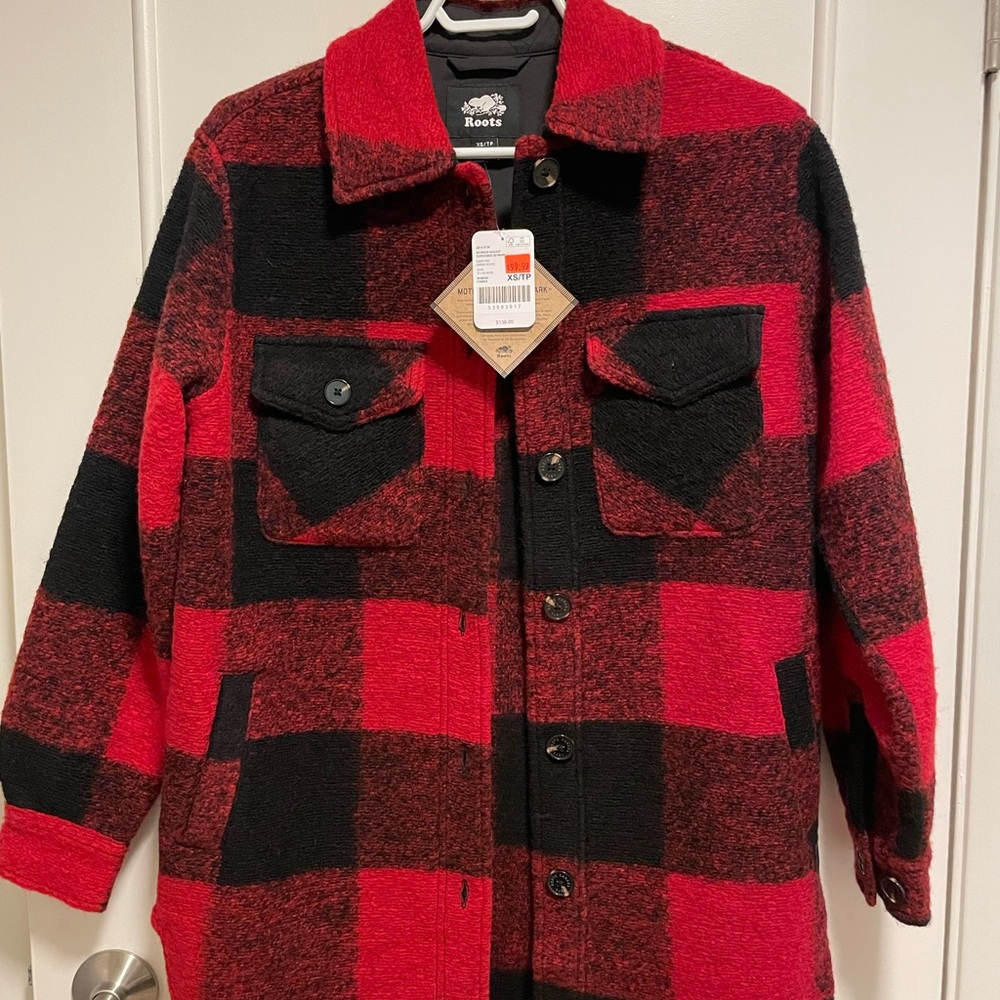 Roots shacket
